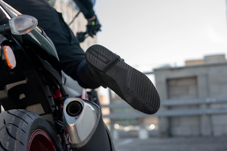 BUTY MOTOCYKLOWE | SHIMA EDGE VENT | KRÓTKIE MĘSKIE WENTYLOWANE + GRATISY