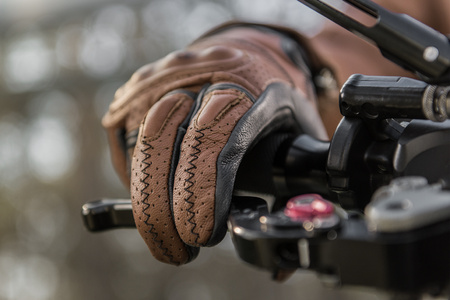 RĘKAWICE MOTOCYKLOWE | SHIMA CALIBER BROWN | MĘSKIE KLASYCZNE + GRATIS