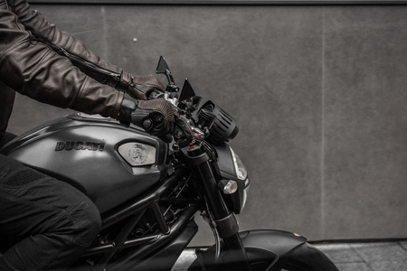 RĘKAWICE MOTOCYKLOWE | SHIMA BLAKE BROWN | MĘSKIE SKÓRZANE KRÓTKIE + GRATIS