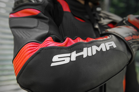 KURTKA MOTOCYKLOWA | SHIMA CHASE RED | MĘSKA SKÓRZANA SPORTOWA + GRATIS