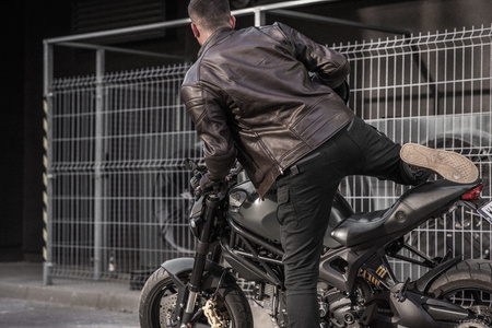 KURTKA MOTOCYKLOWA | SHIMA BLAKE BROWN | MĘSKA SKÓRZANA VINTAGE + GRATIS