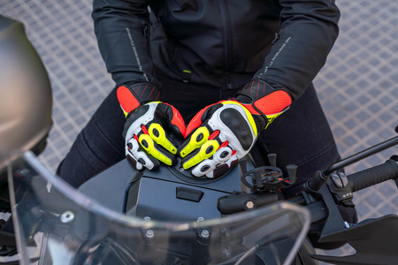 RĘKAWICE MOTOCYKLOWE | SHIMA ST-3 FLUO | DŁUGIE SKÓRZANE SPORTOWE + GRATIS
