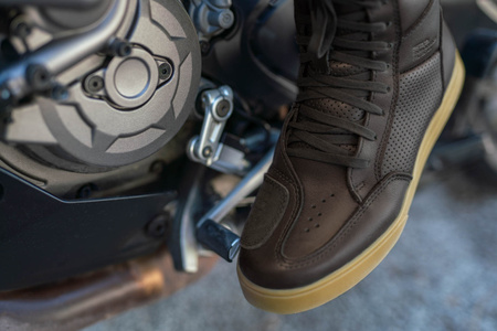 BUTY MOTOCYKLOWE | SHIMA BLAKE BROWN | KRÓTKIE MĘSKIE TRAMPKI + GRATISY